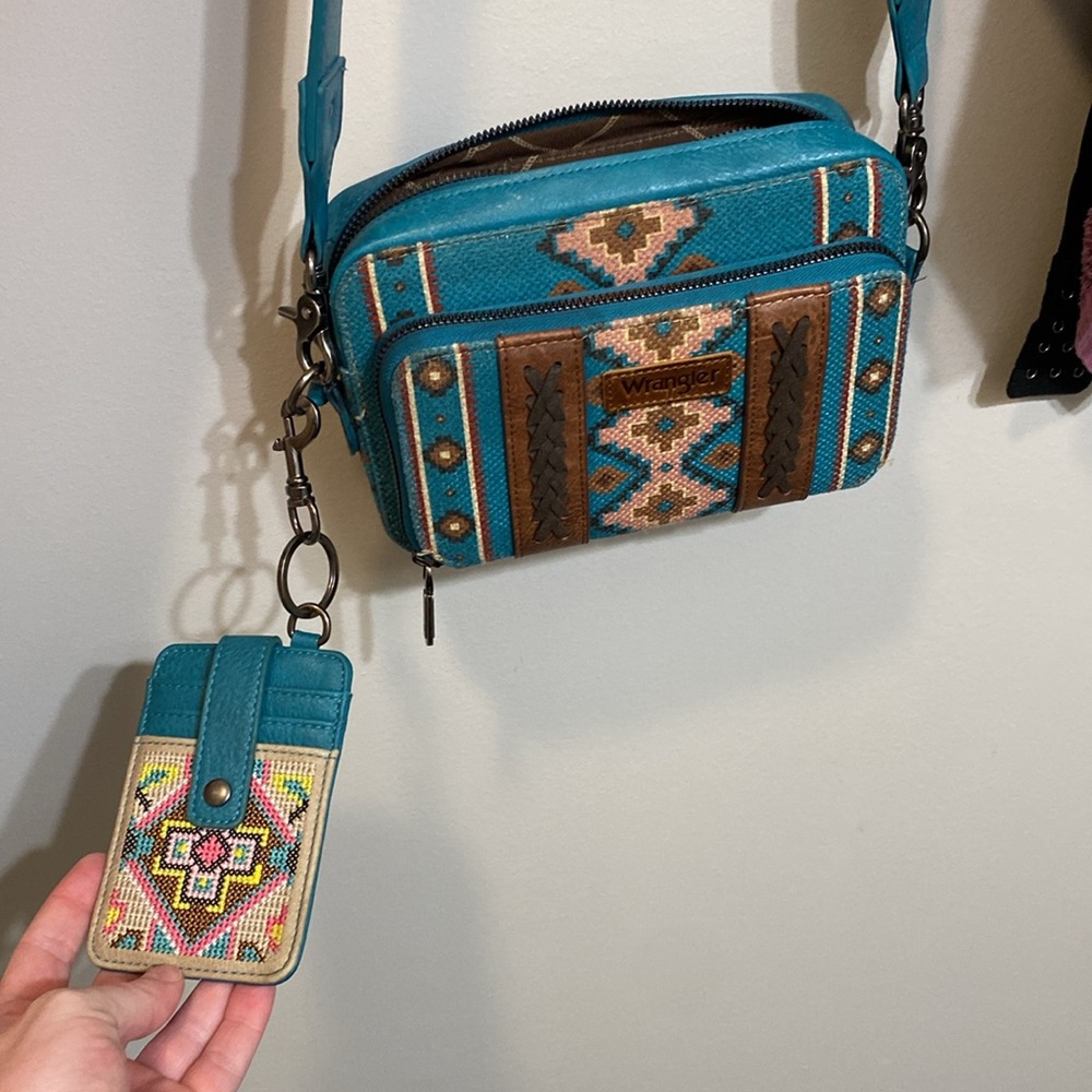 Wrangler Blue and Brown Southwestern Tote Bag, purse, and wallet set(Best offer) - Picture 10 of 16